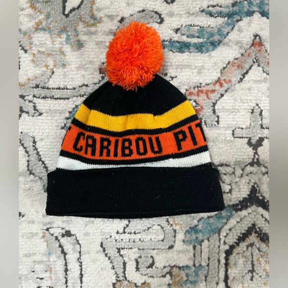 Pit Caribou Merch Tuque - Picture 1 of 2